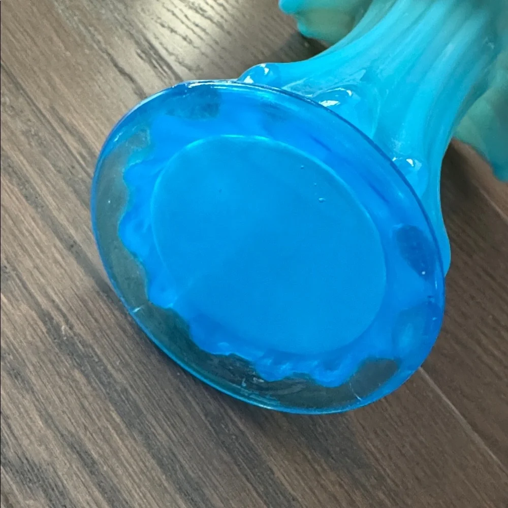 Westmoreland Corinth Blue Opal Jack-in-the-Pulpit carnival glass vase. - Picture 6 of 8